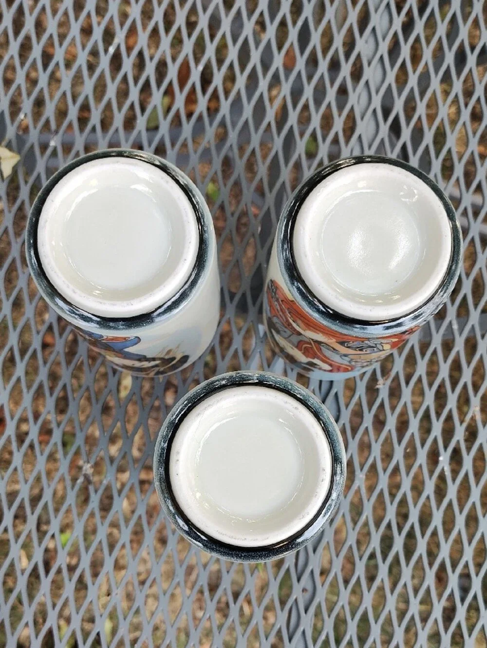 Vintage Porcelain Ukiyo-e Style Sake Mug Cups - Set of 3